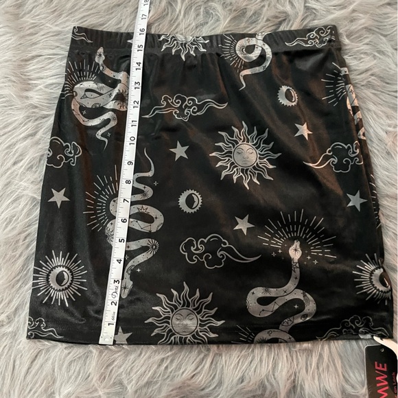 NWT ROMWE Black Celestial Snake Mini Skirt - Picture 5 of 5